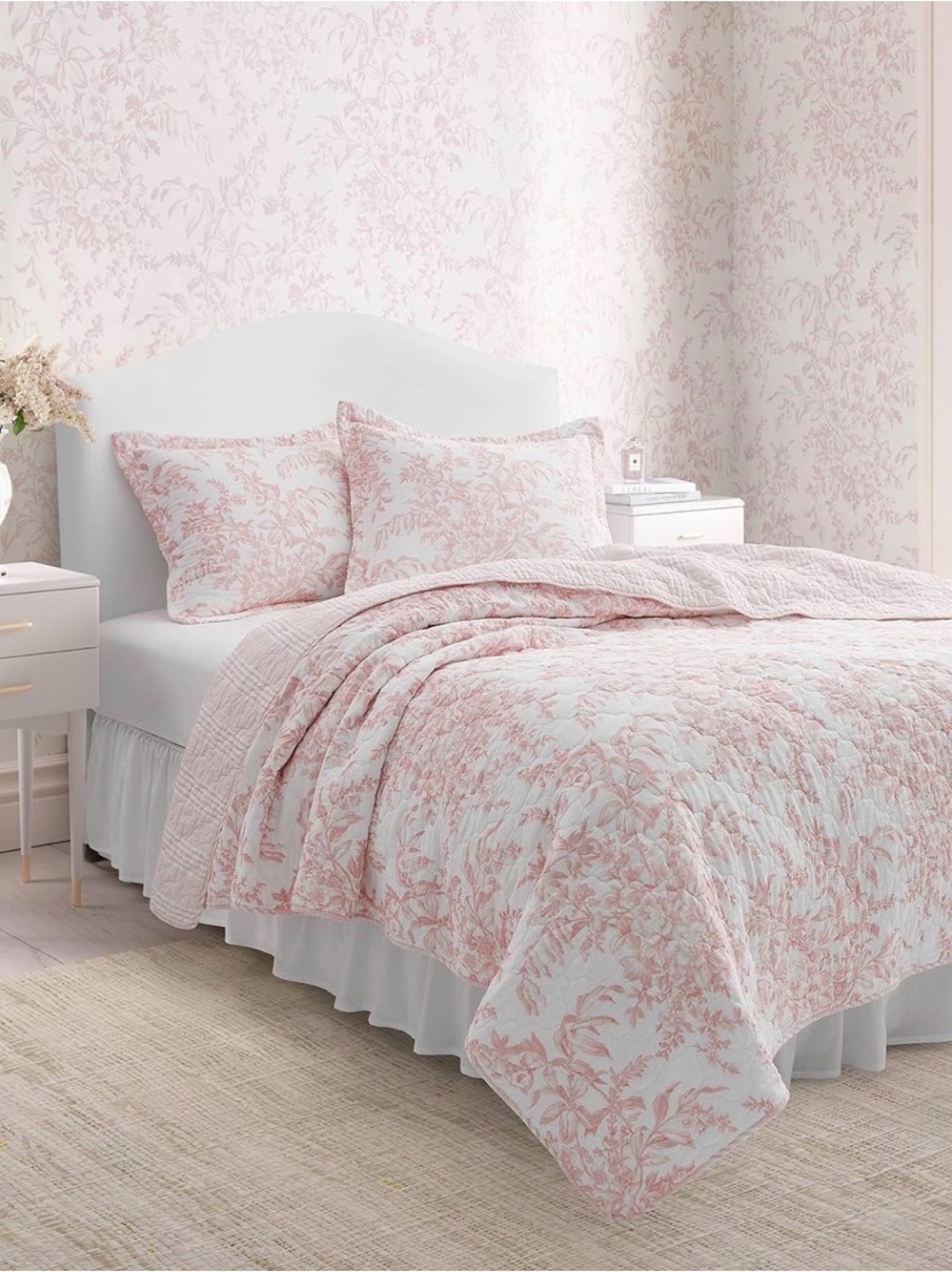Laura Ashley Twin Pink Bedford Quilt Set